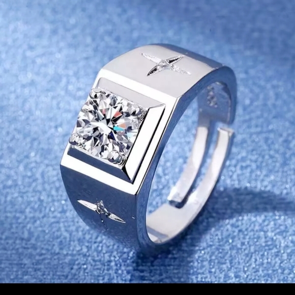 925 Silver Men's Ring with Cubic Zirconia Accent Adjustable - Picture 4 of 4